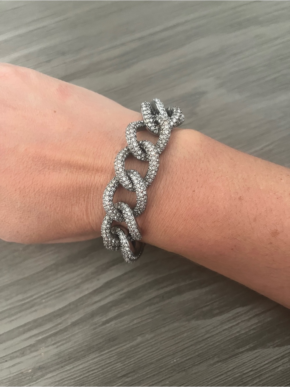 Michael Kors crystal Pave Link Bracelet - Silver Tone